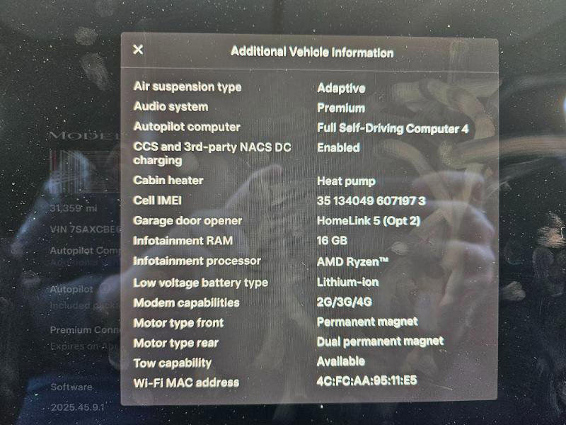 Used 2023 Tesla Model X Plaid image 4