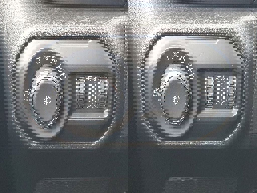 Used 2022 Jeep Wrangler Unlimited Sahara image 22