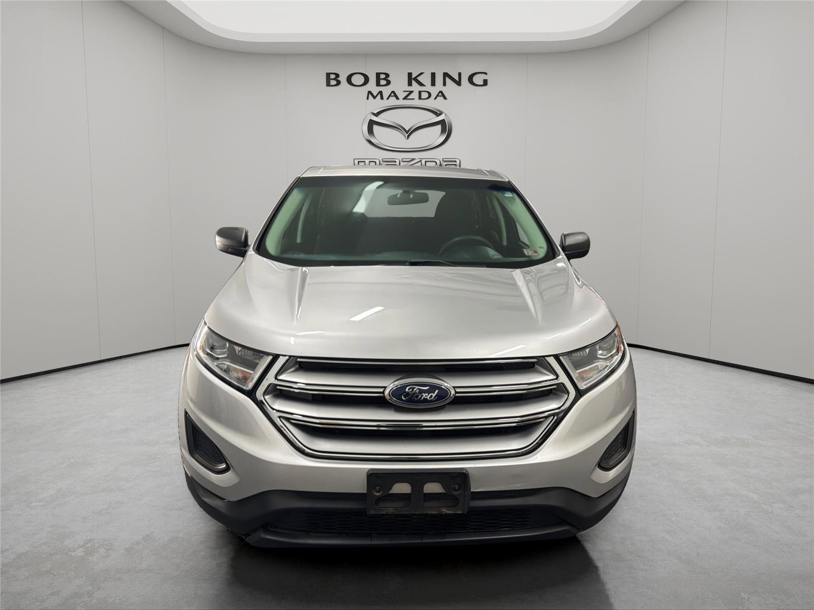 Used 2018 Ford Edge SE image 8