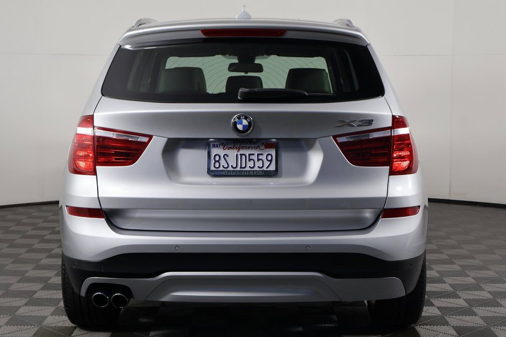Used 2017 BMW X3 sDrive28i RWD image 5