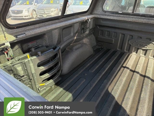 Used 2015 Ford F150 Platinum w/ Technology Package image 31