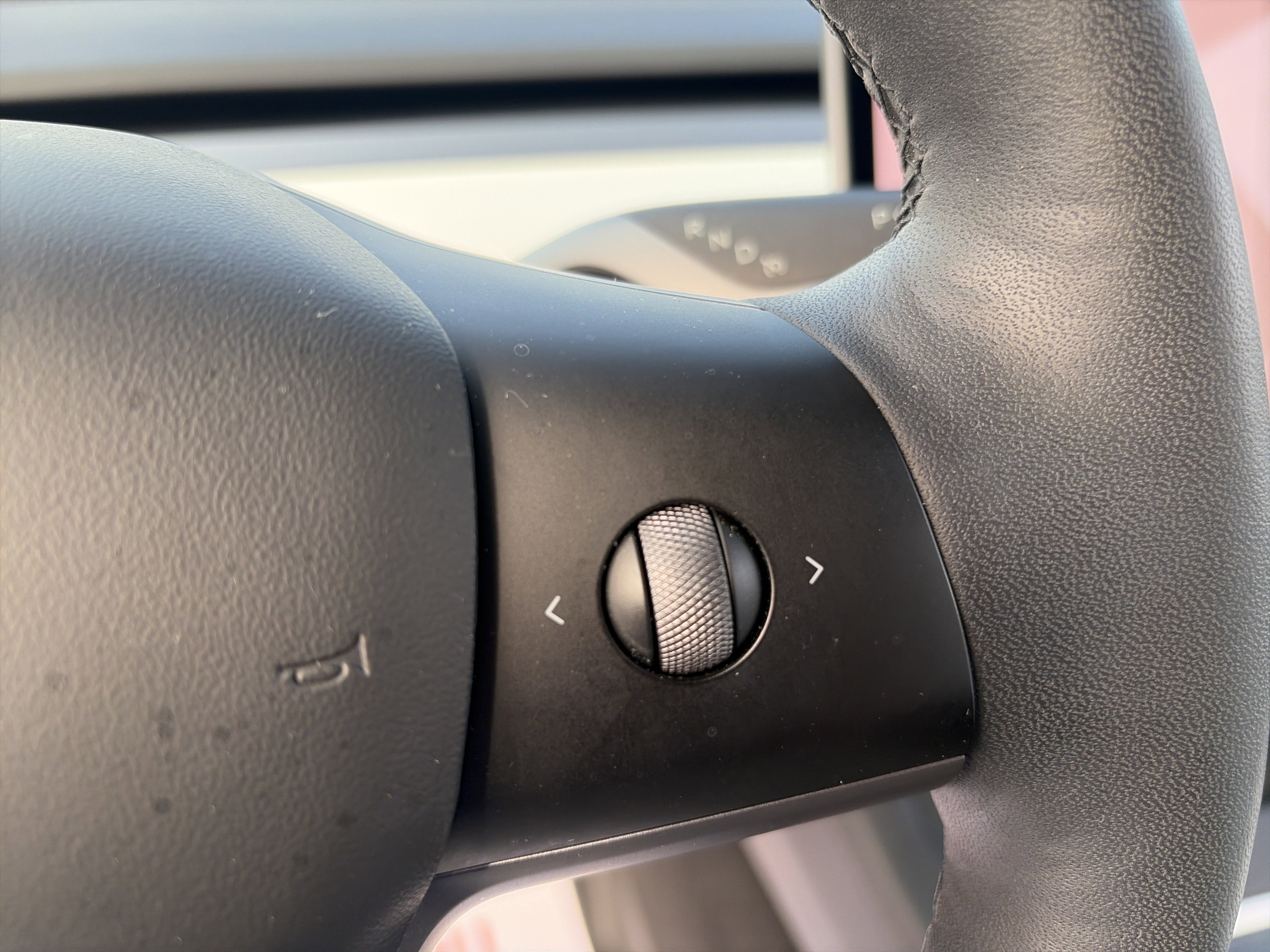Used 2021 Tesla Model Y Long Range image 41