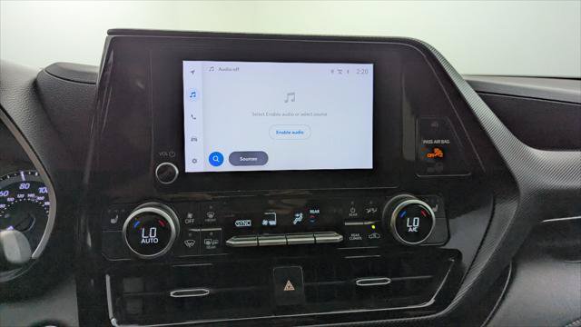 Used 2023 Toyota Highlander XSE FWD image 29