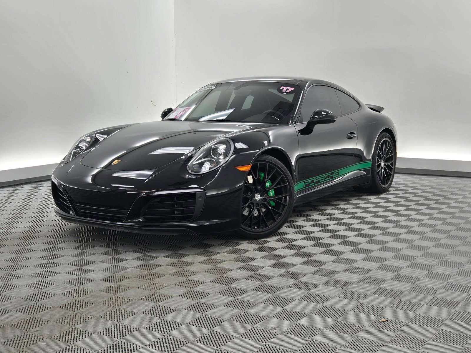Used 2017 Porsche 911 Carrera image 1