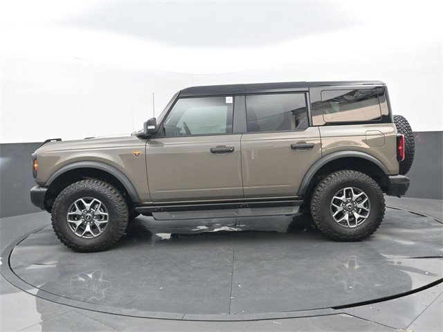Used 2025 Ford Bronco Badlands image 21