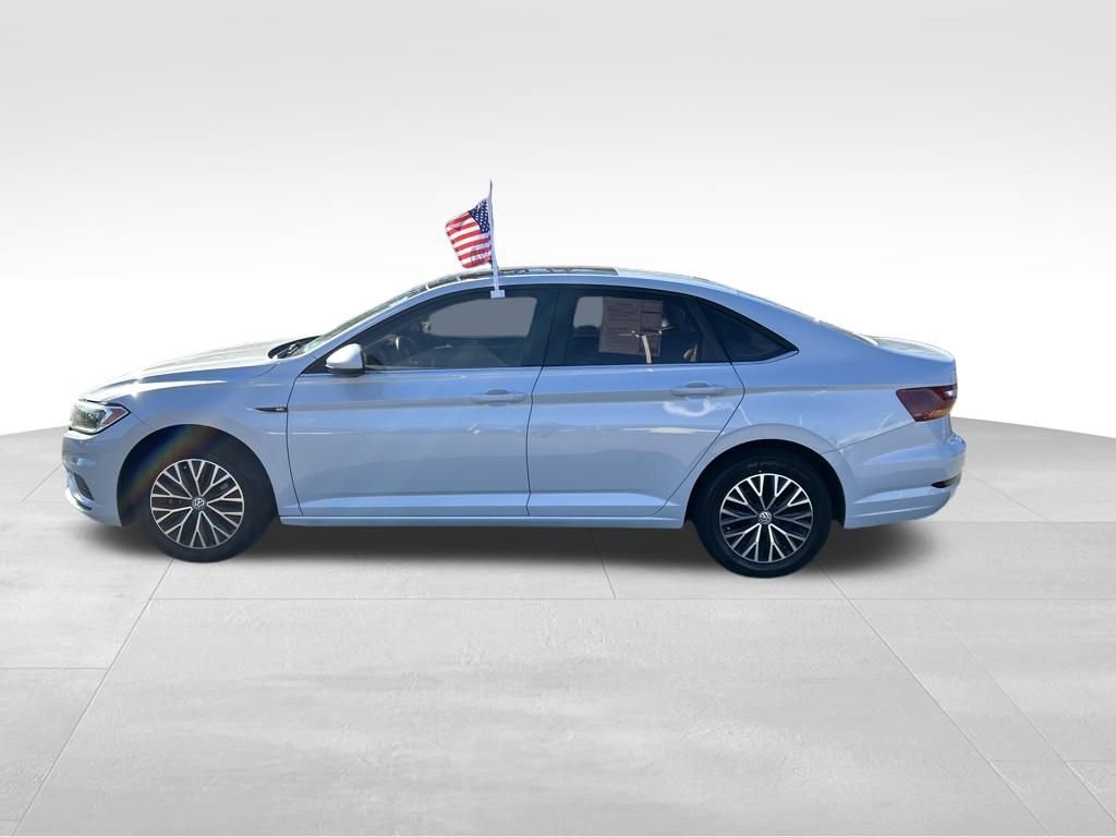 Used 2019 Volkswagen Jetta SEL image 2