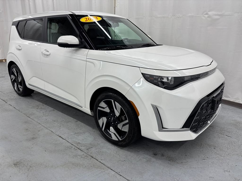 Used 2023 Kia Soul GT-Line FWD image 7