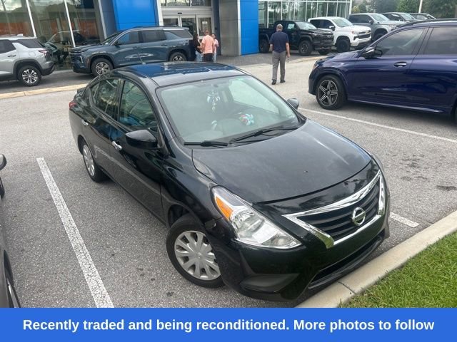 Used 2019 Nissan Versa SV FWD image 1