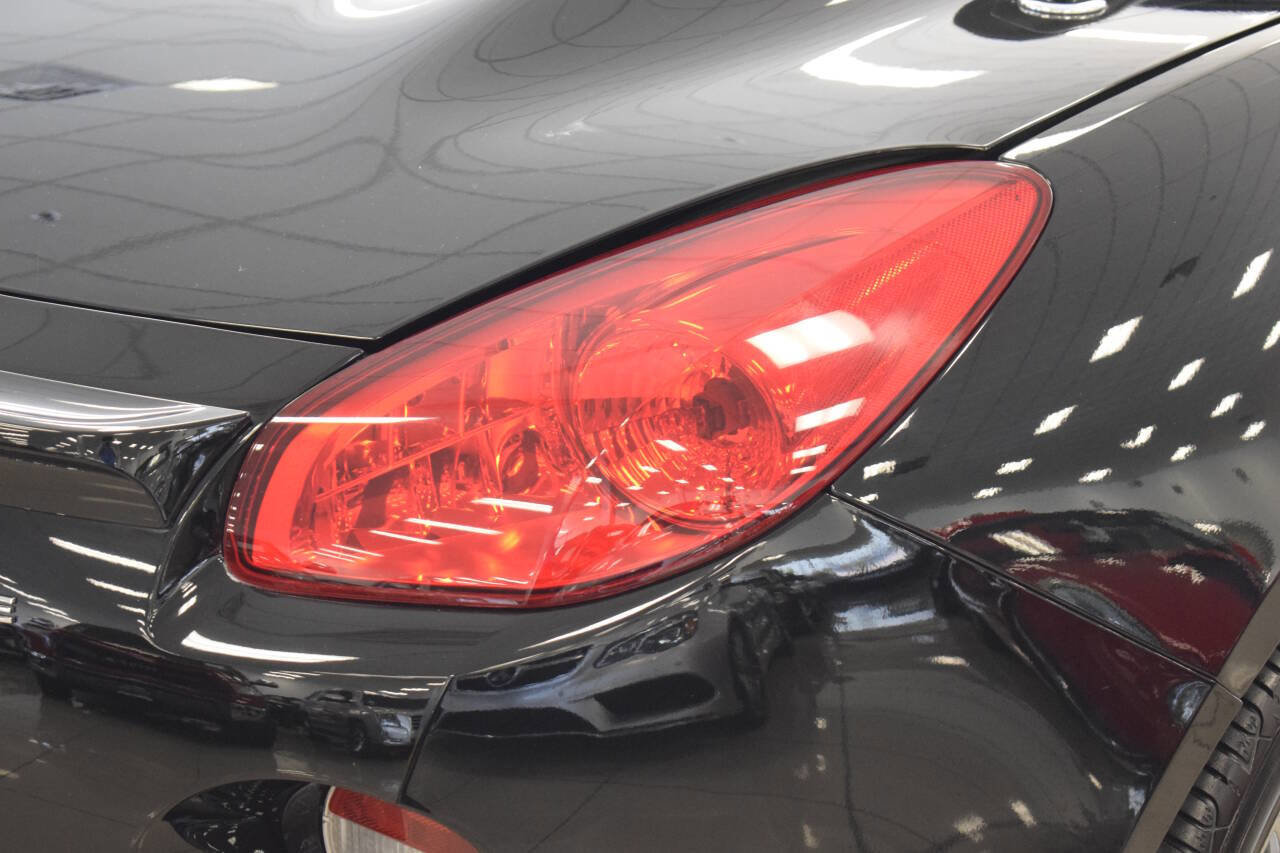 Used 2007 Pontiac Solstice Base 2dr Convertible w/ Premium Package image 27