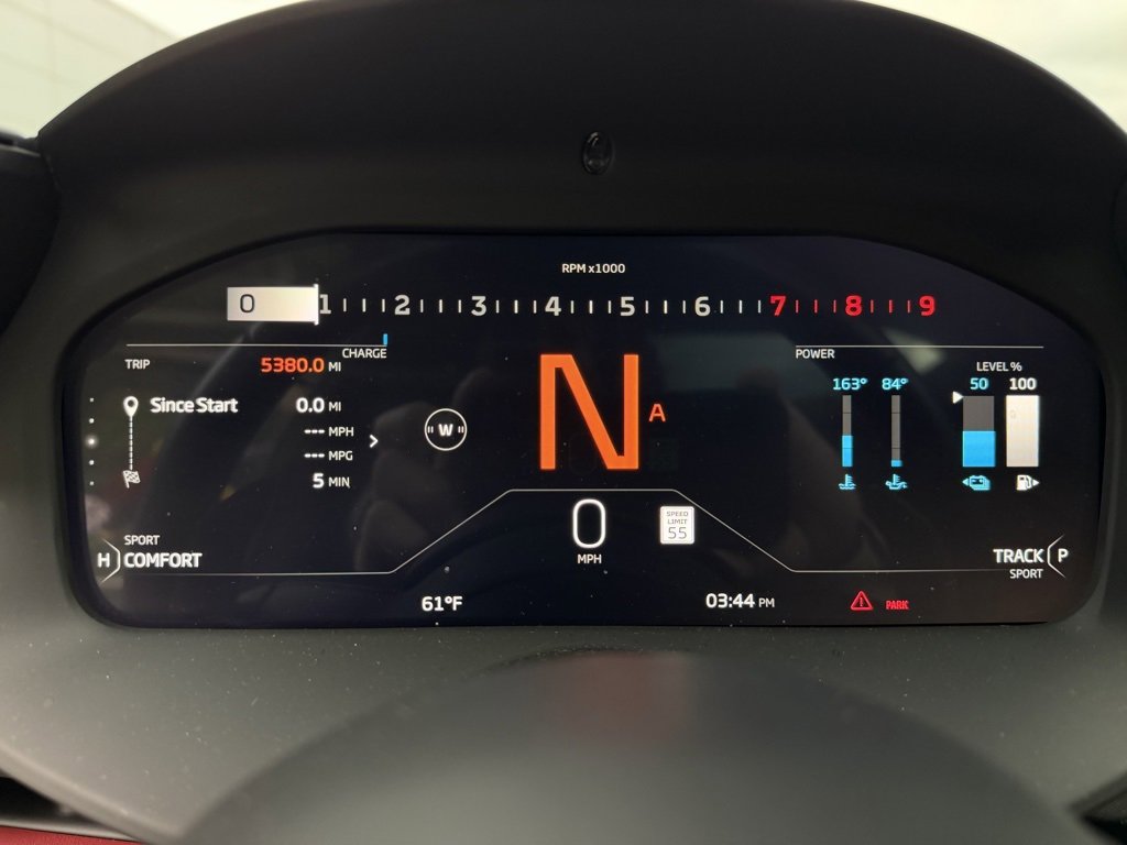 Used 2023 McLaren Artura image 7