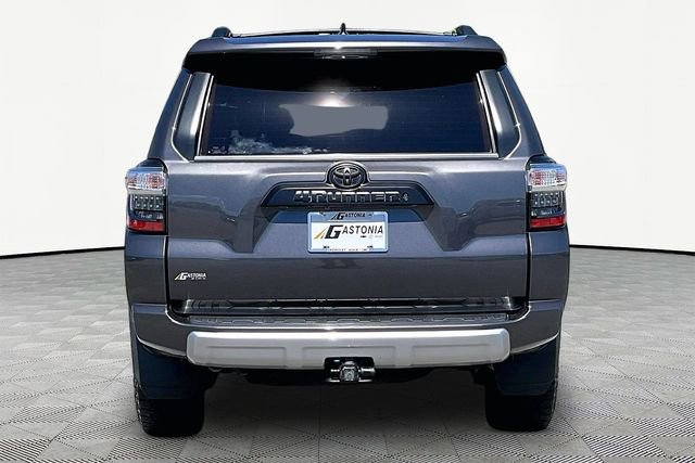 Used 2018 Toyota 4Runner TRD Off-Road Premium AWD/4WD image 6