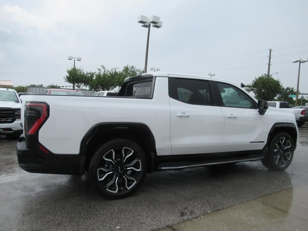 New 2025 GMC Sierra EV Denali image 7