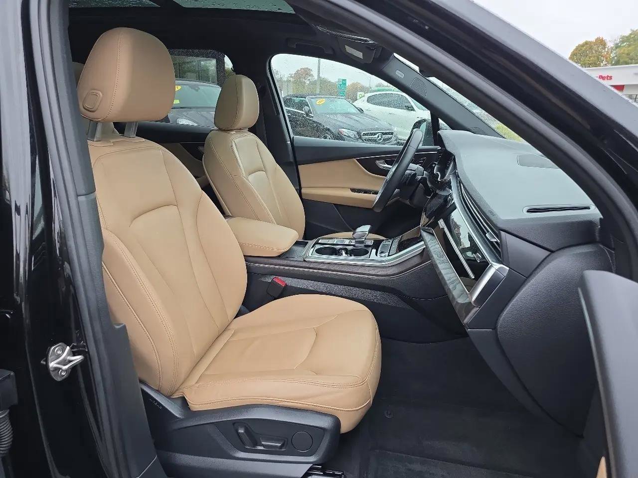 Used 2022 Audi Q7 2.0T Premium Plus w/ Premium Plus Package image 39