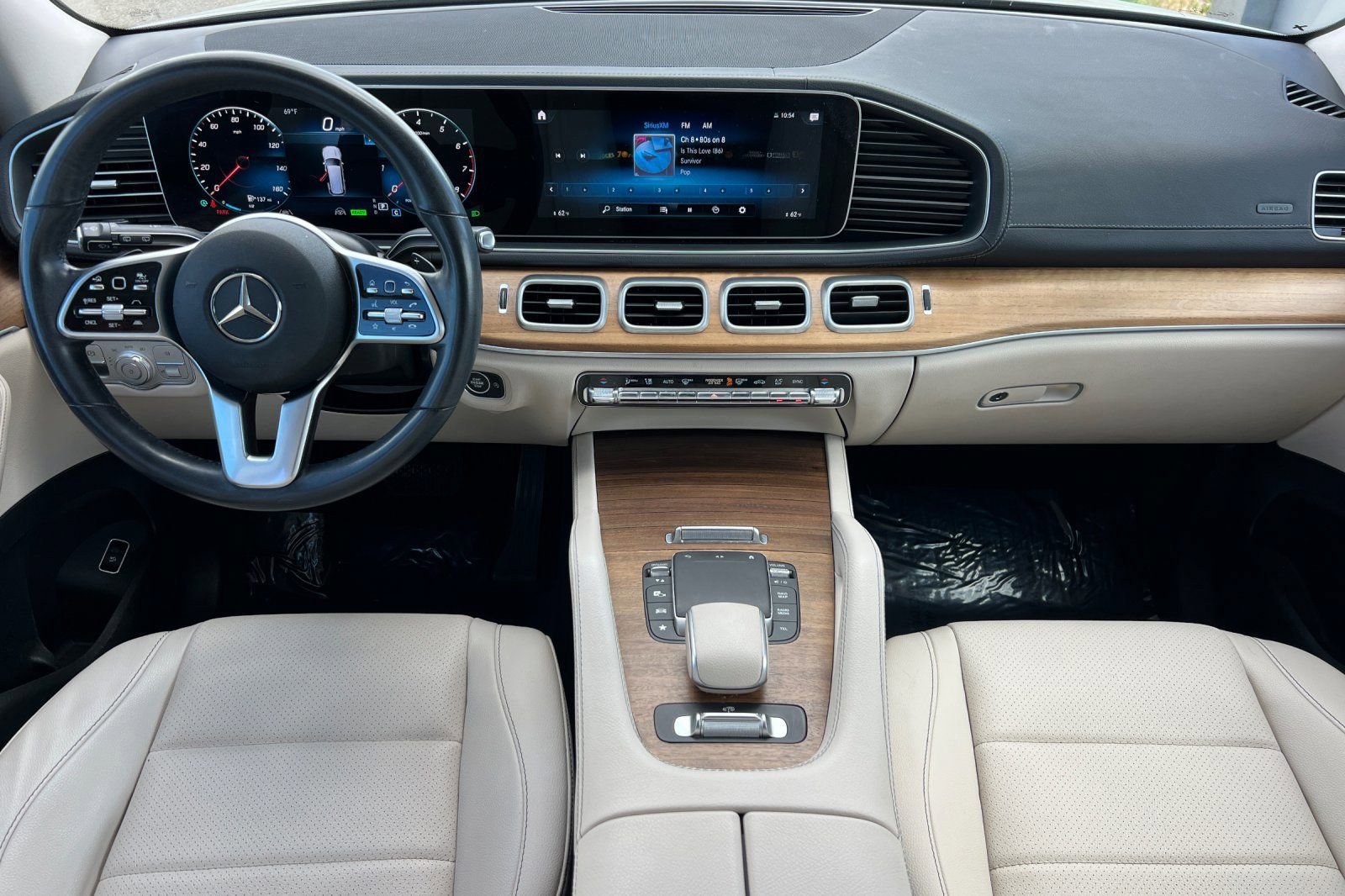 Used 2022 Mercedes-Benz GLS 450 4MATIC image 3