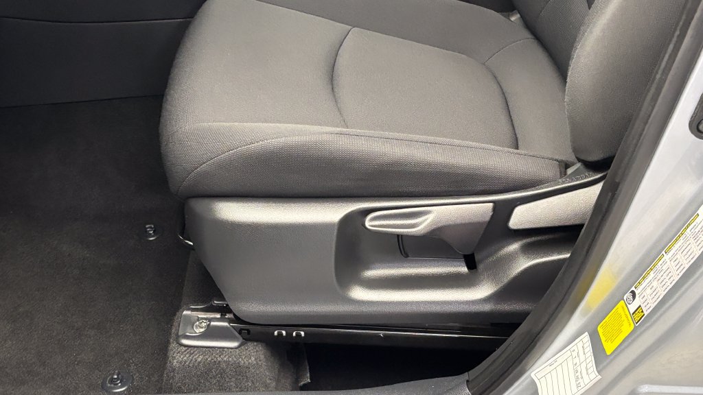 Certified 2026 Toyota Corolla Cross LE FWD image 13