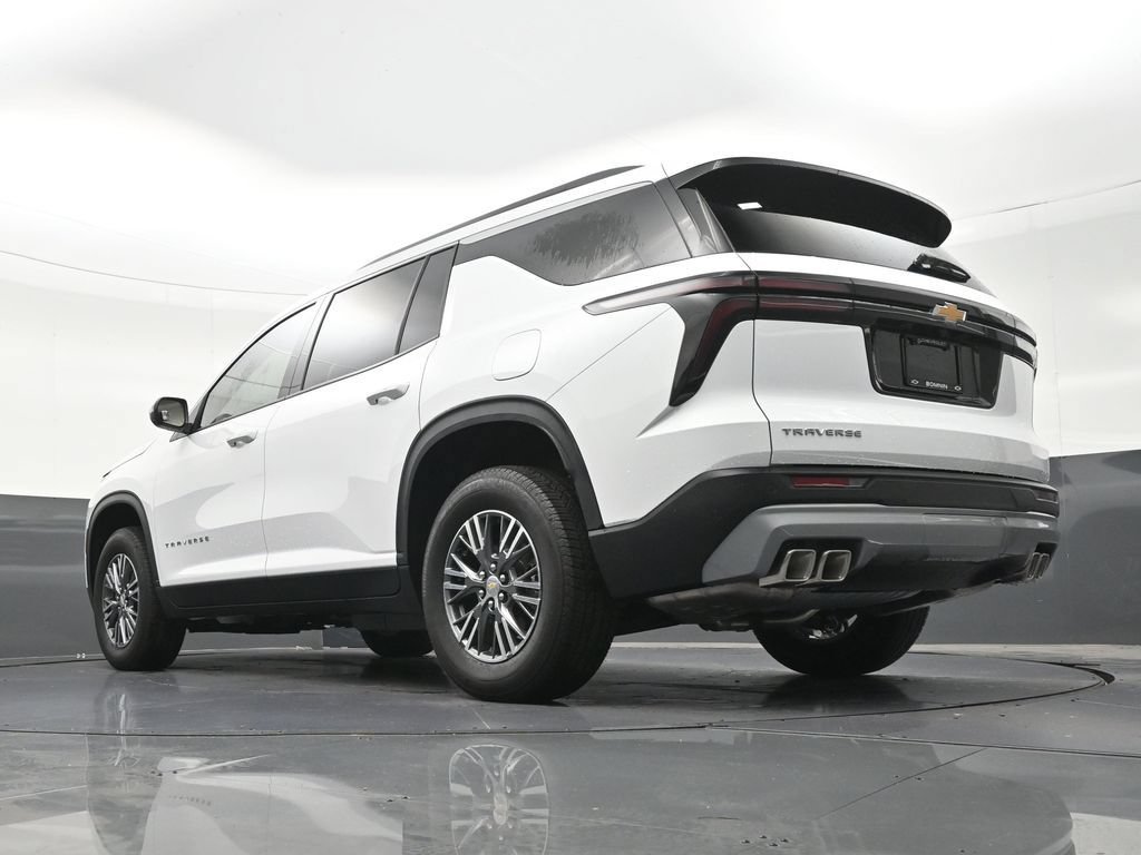 Used 2026 Chevrolet Traverse LT FWD image 26