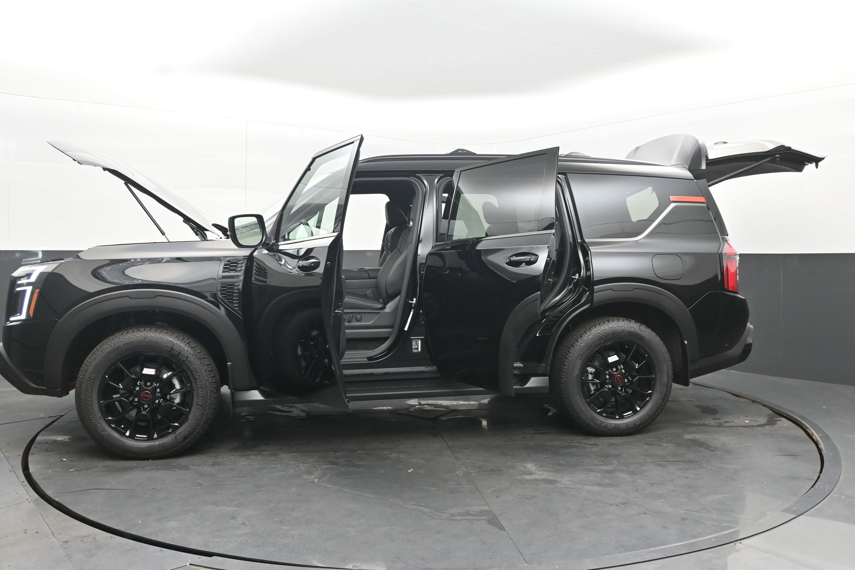 New 2026 Nissan Armada PRO-4X image 44