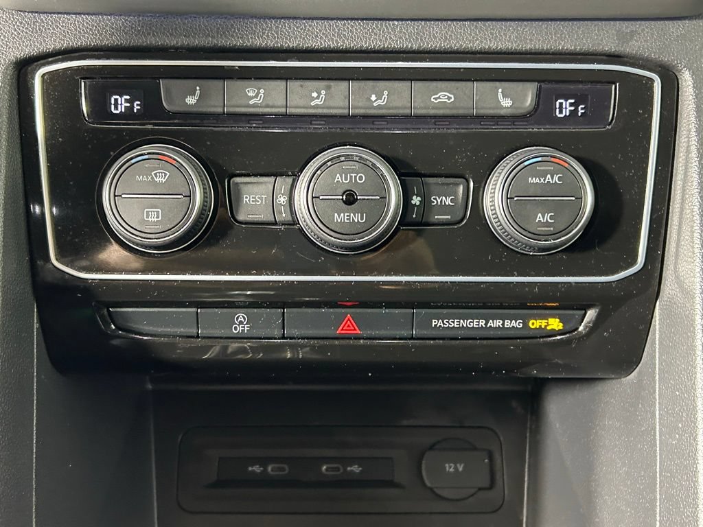 Used 2023 Volkswagen Atlas SEL AWD/4WD image 23