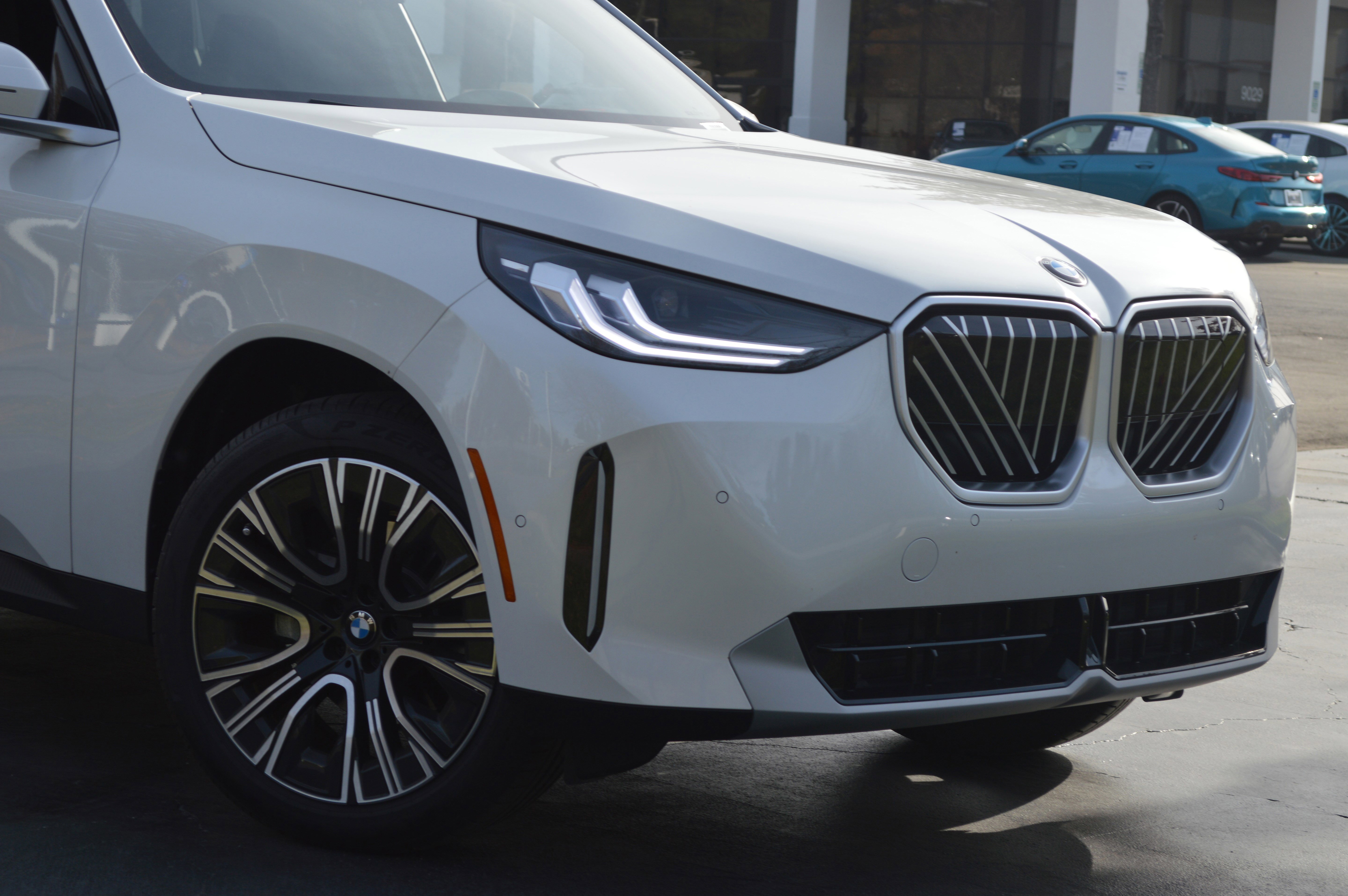 Used 2026 BMW X3 xDrive30 w/ Convenience Package image 2