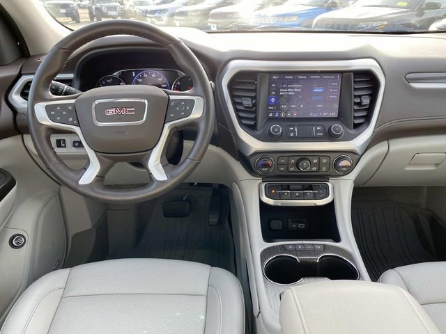 Used 2023 GMC Acadia SLT w/ Technology Package image 14