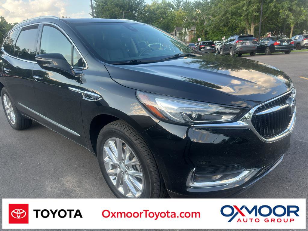 Used 2019 Buick Enclave Premium w/ Experience Buick Package FWD image 1