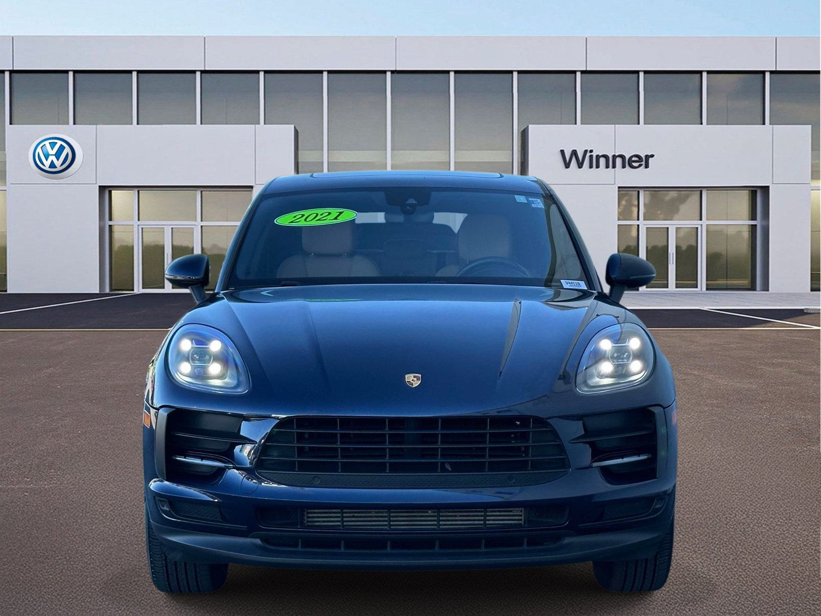 Used 2021 Porsche Macan AWD/4WD image 8