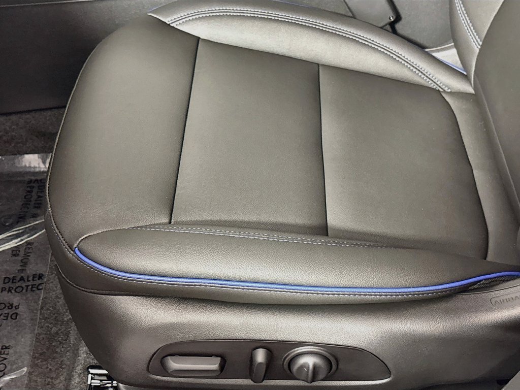 New 2026 Buick Envista Sport Touring w/ Convenience I Package FWD image 17