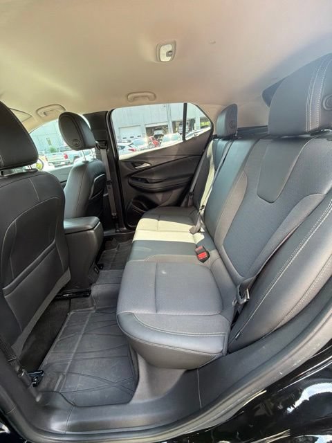 Certified 2022 Buick Encore GX Preferred w/ Cold Weather Comfort Package AWD/4WD image 19