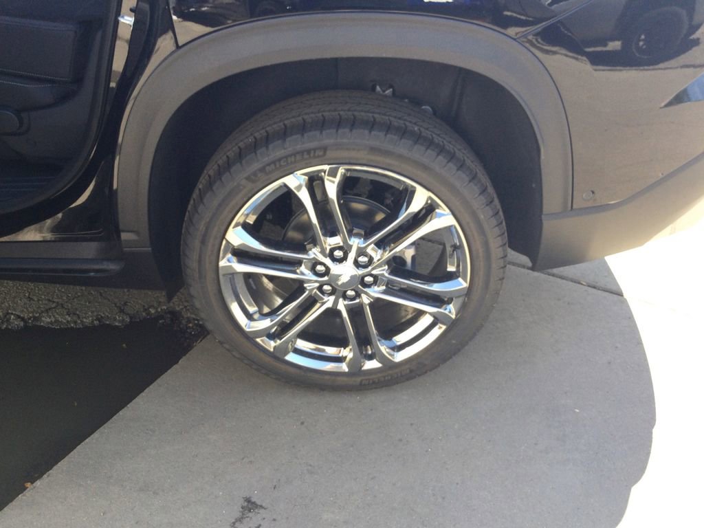 New 2025 Chevrolet Traverse LT w/ Enhanced Driving Package image 28