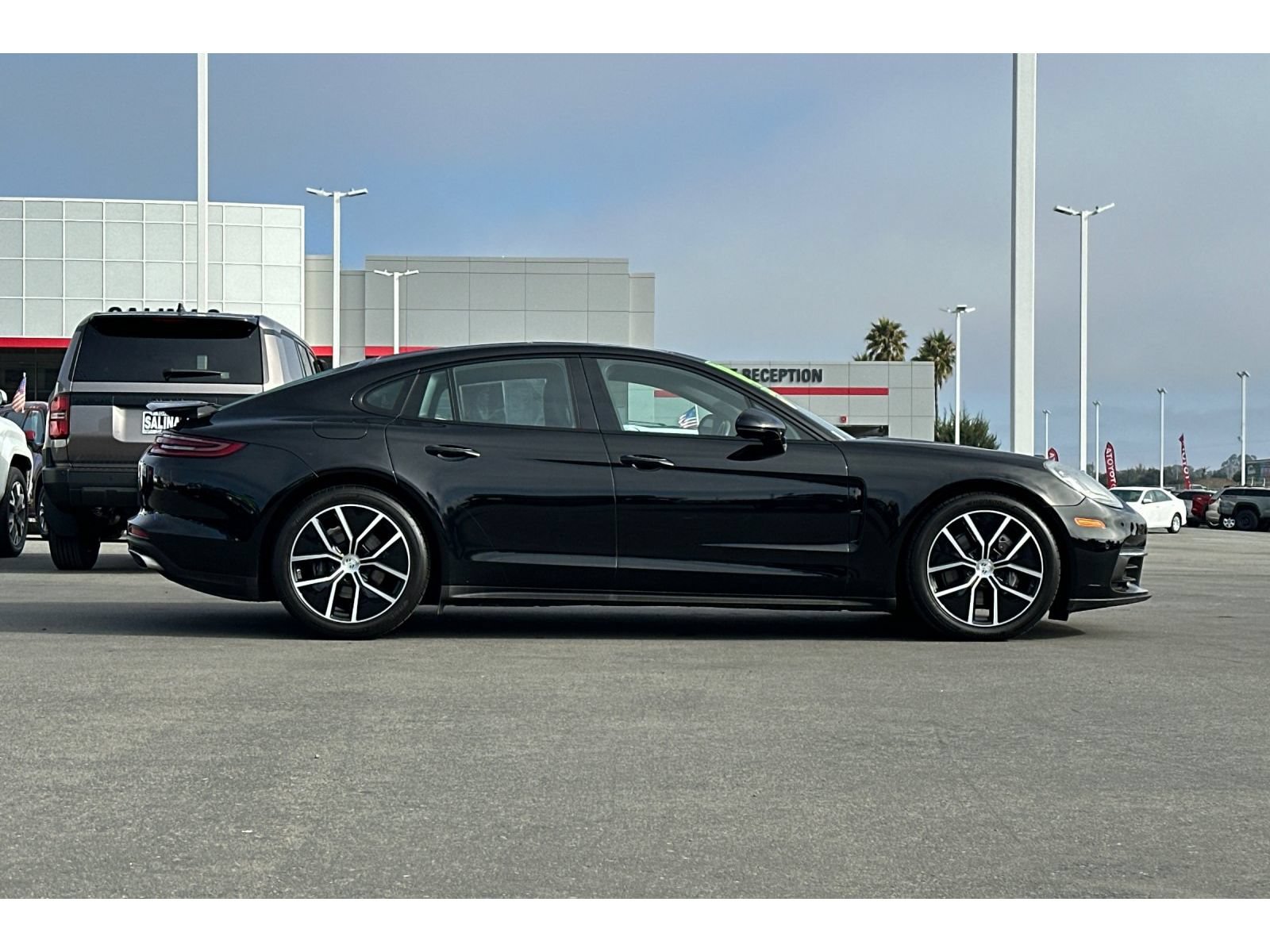 Used 2019 Porsche Panamera 4 AWD/4WD image 3