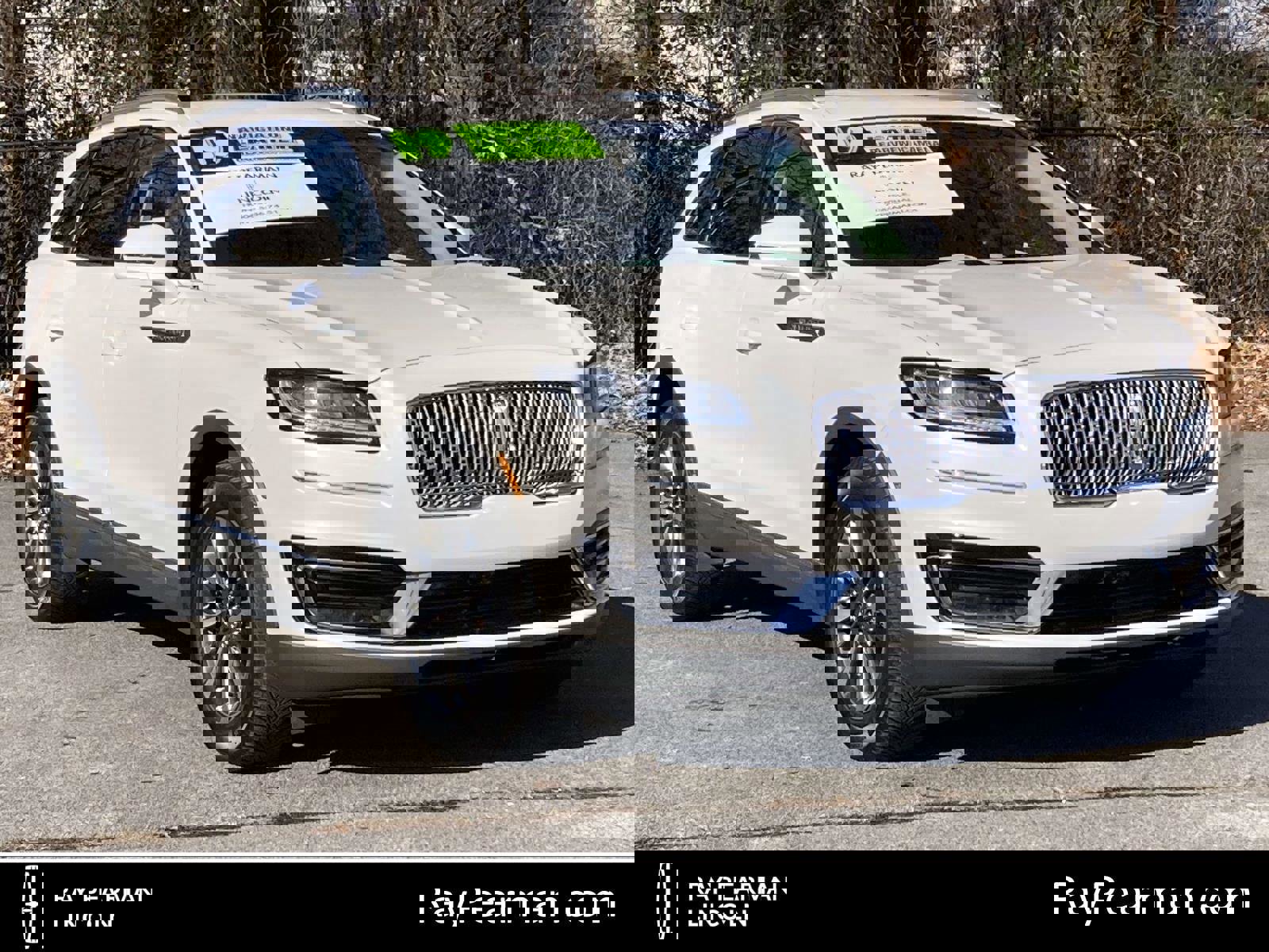 Used 2019 Lincoln Nautilus Select image 1