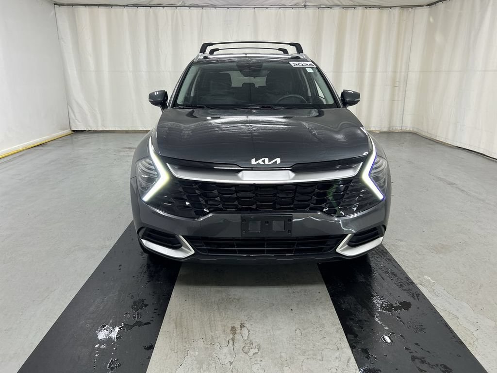 Certified 2024 Kia Sportage EX AWD/4WD image 3