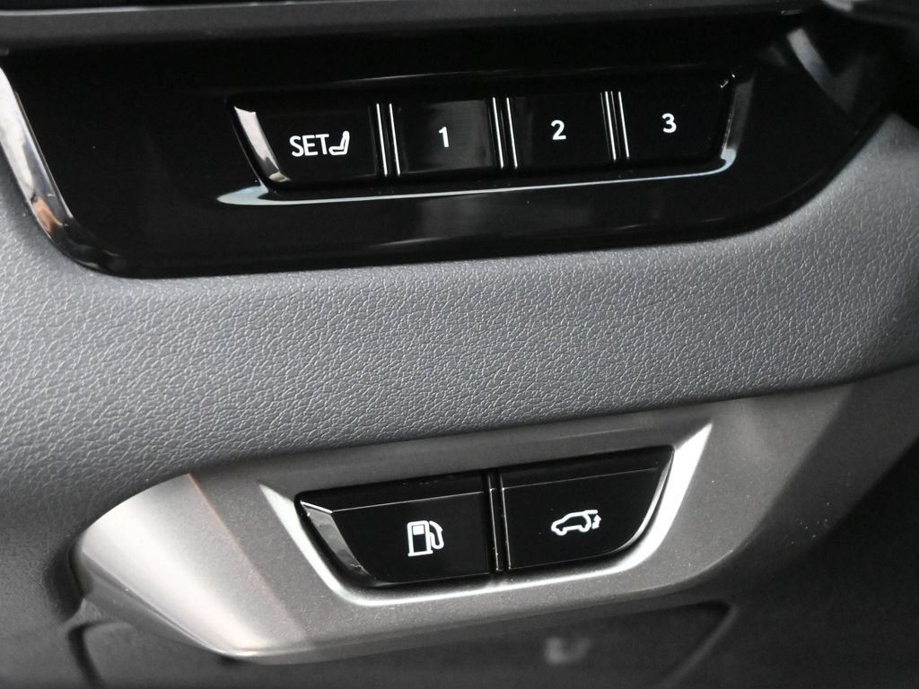 Used 2024 Lexus RX 350 Premium w/ Accessory Package (Z1) AWD/4WD image 5