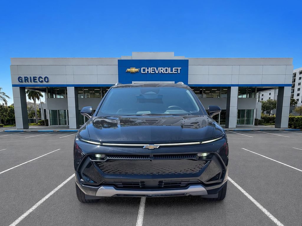 New 2026 Chevrolet Equinox EV LT w/ Convenience Package II FWD image 2