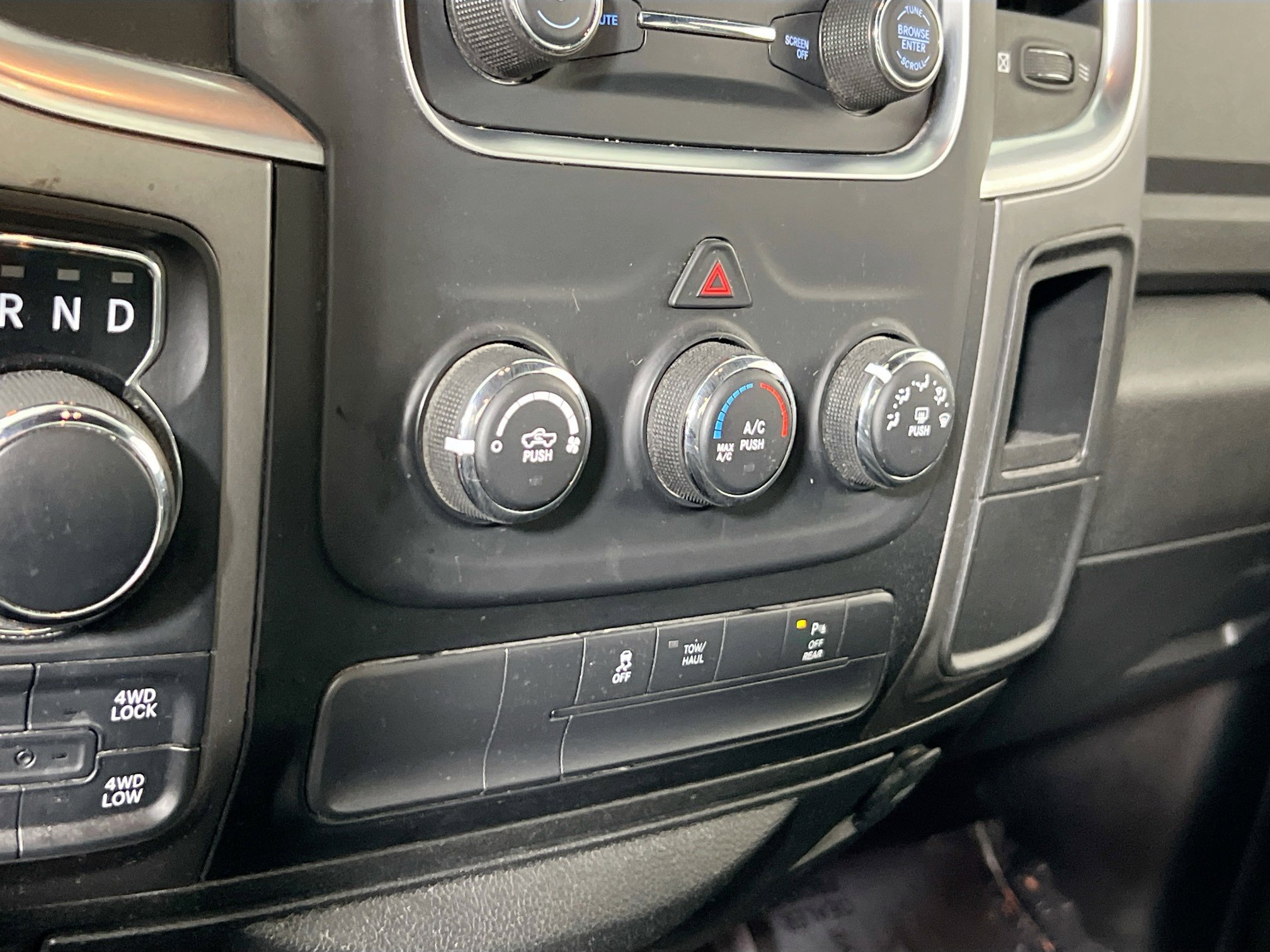 Used 2022 RAM 1500 Classic Warlock image 15