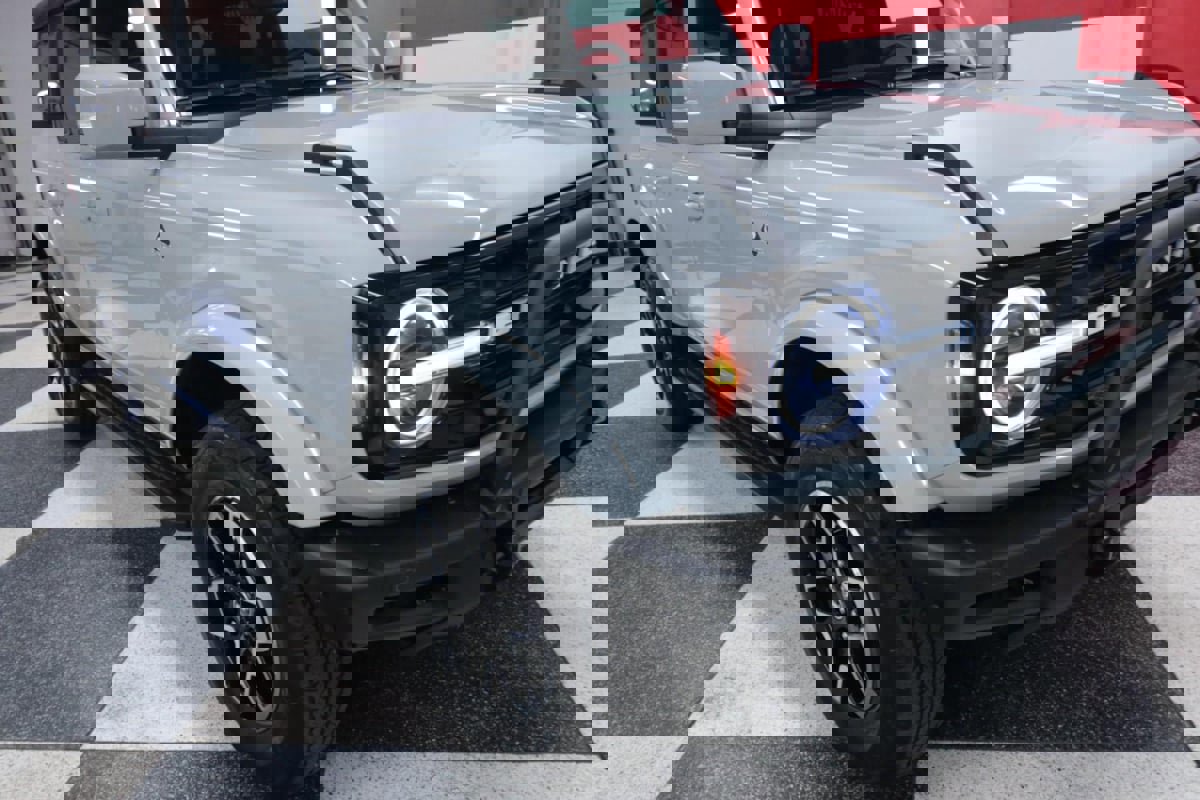 Used 2022 Ford Bronco Outer Banks image 34