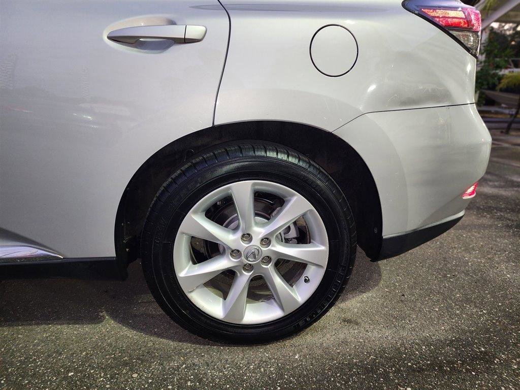 Used 2011 Lexus RX 350 2WD w/ Premium Pkg image 12