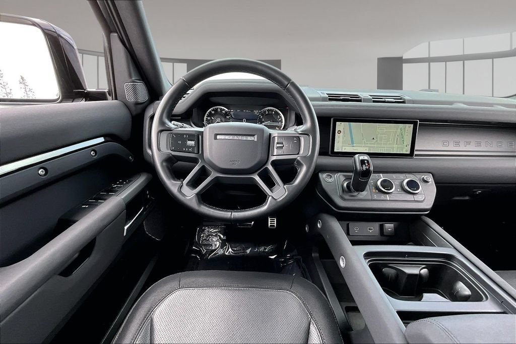 Certified 2023 Land Rover Defender 110 X-Dynamic SE AWD/4WD image 8