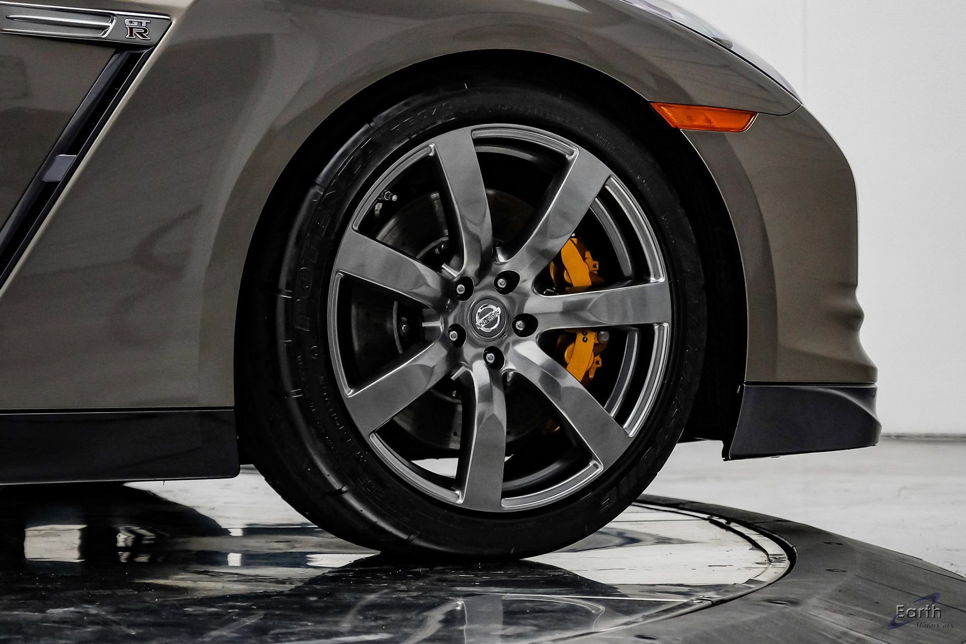 Used 2009 Nissan GT-R Premium image 97