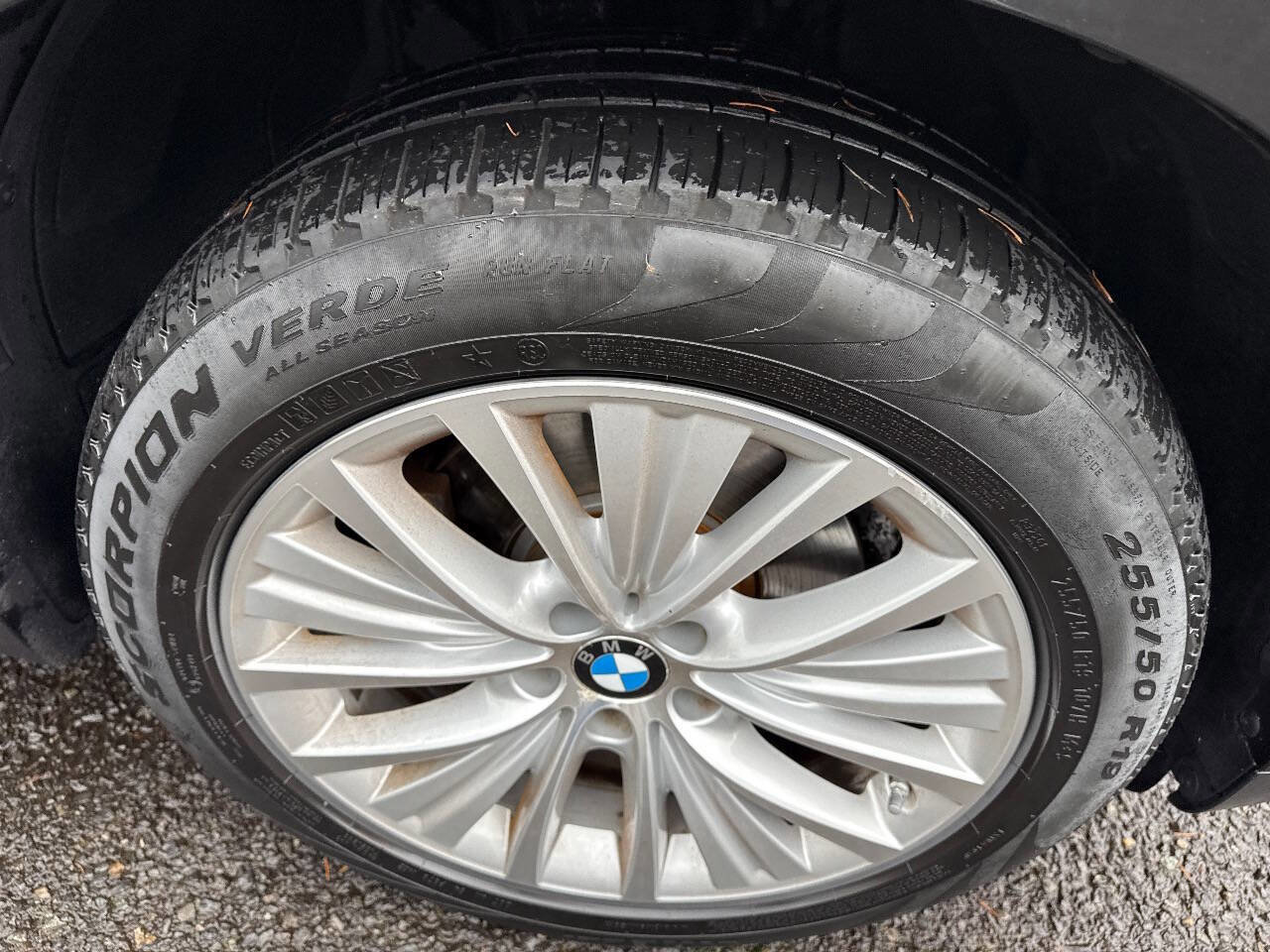 Used 2016 BMW X5 xDrive40e image 16