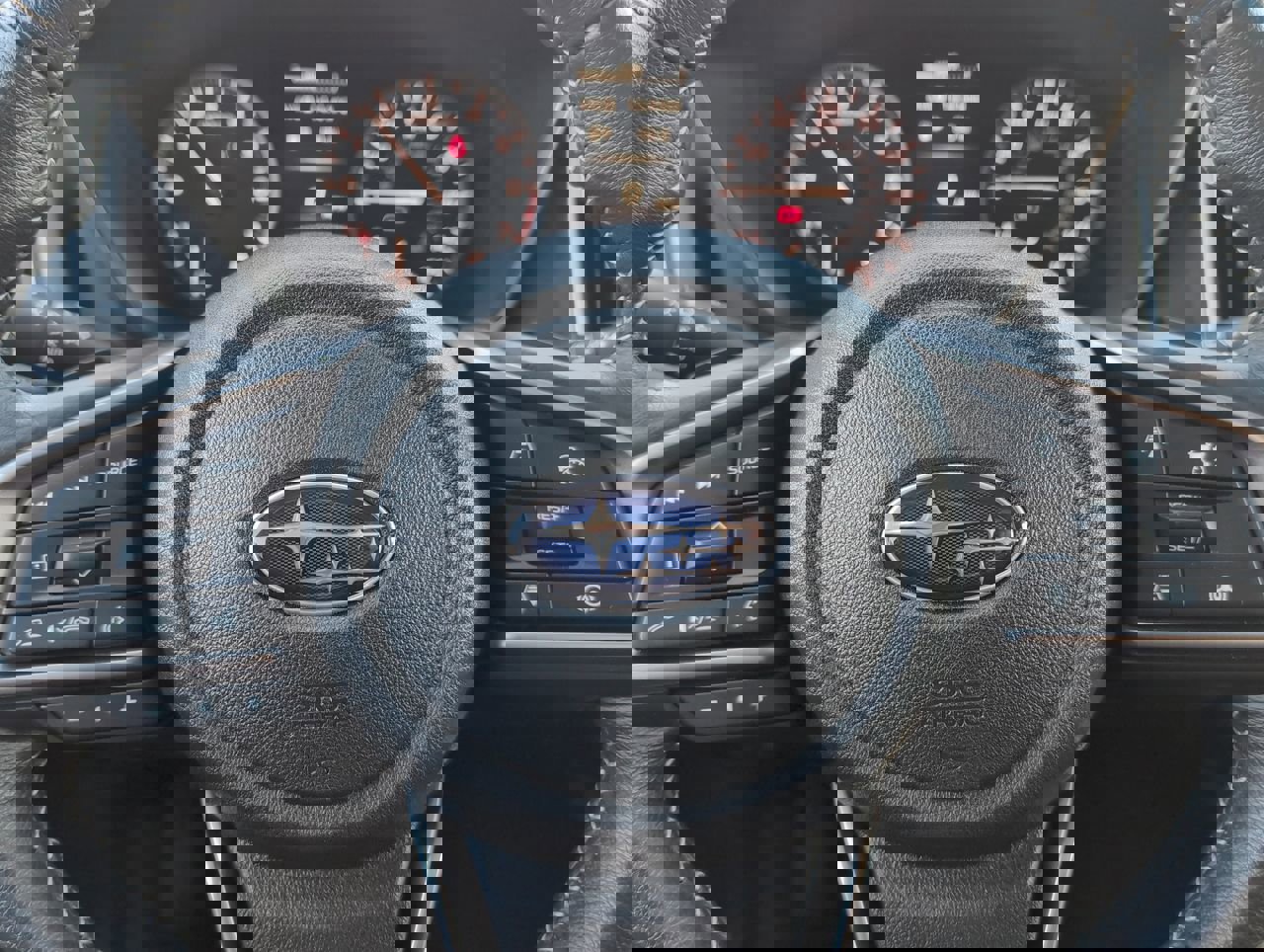 Used 2024 Subaru Ascent Premium w/ Convenience Package image 18