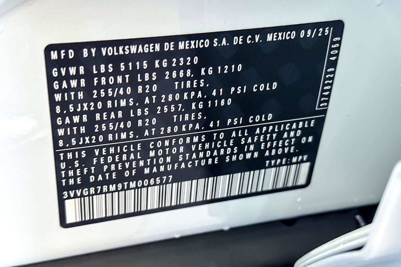 New 2026 Volkswagen Tiguan SE R-Line image 26