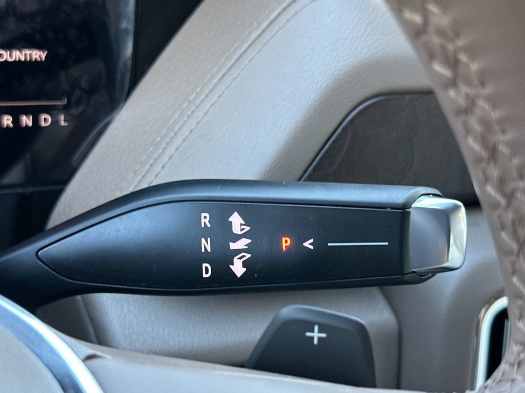 Used 2026 GMC Yukon Denali RWD image 22