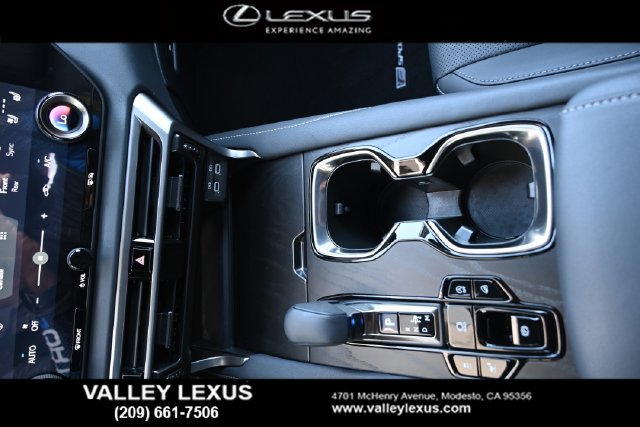 Certified 2026 Lexus RX 350 F Sport w/ Convenience Package AWD/4WD image 9