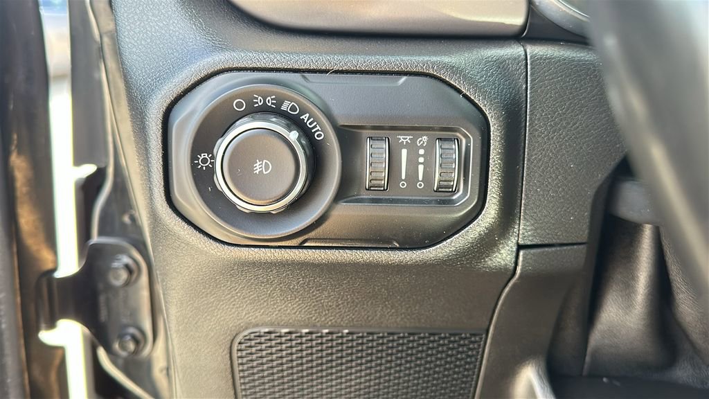 Used 2021 Jeep Wrangler Unlimited Sport image 22