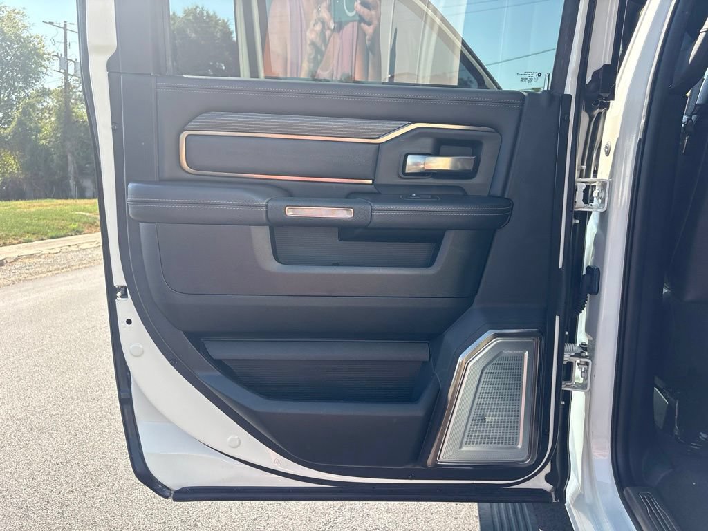 Used 2019 RAM 2500 Limited AWD/4WD image 18