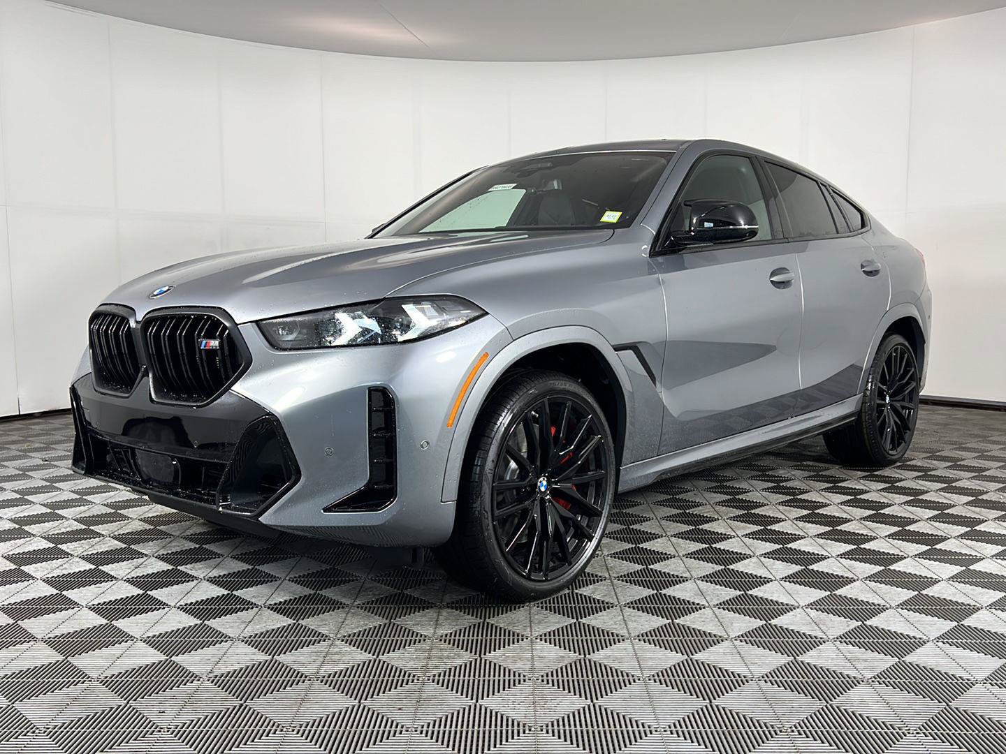 New 2027 BMW X6 M60i AWD/4WD image 17
