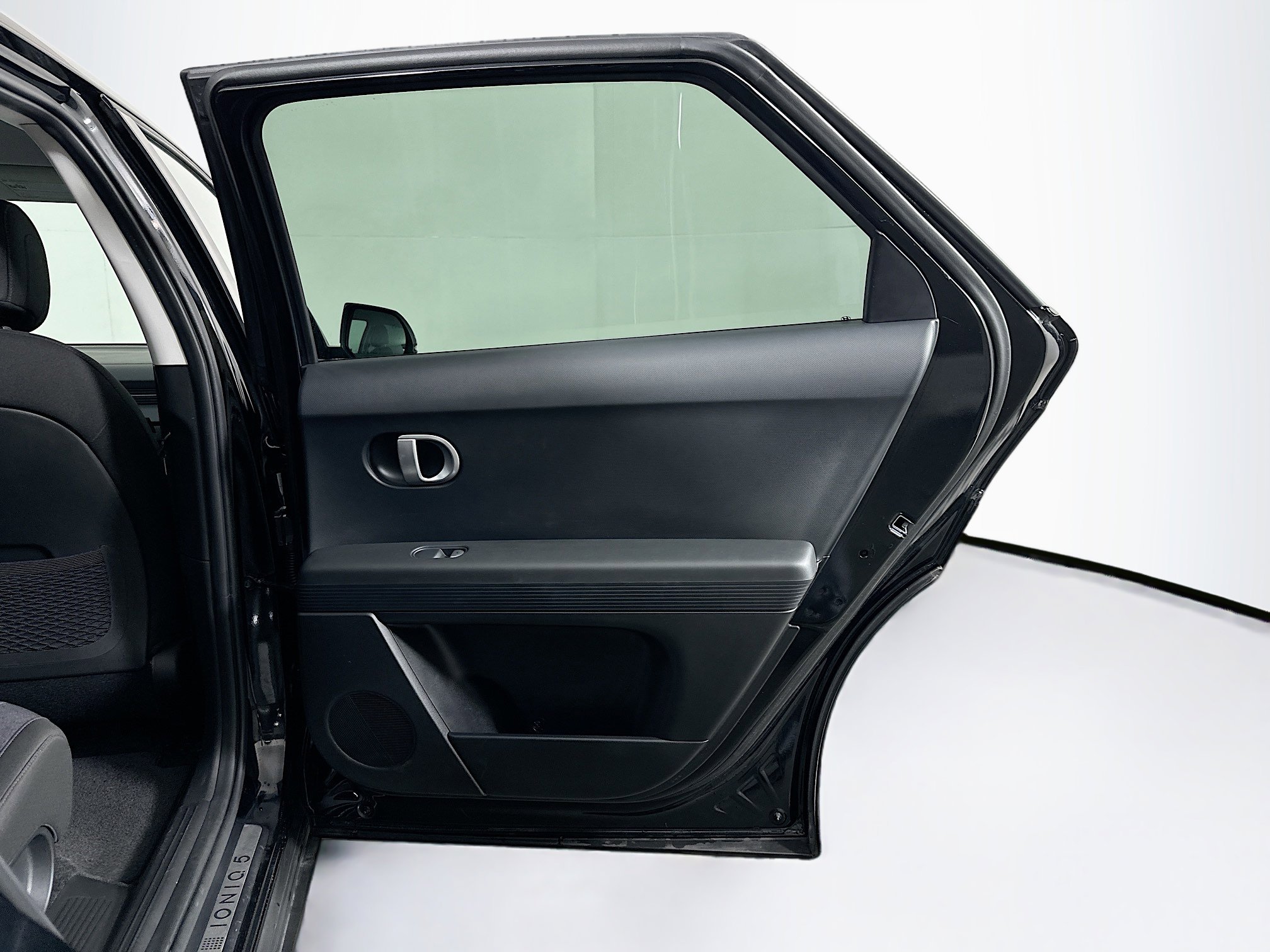 Used 2024 Hyundai Ioniq 5 SEL image 30