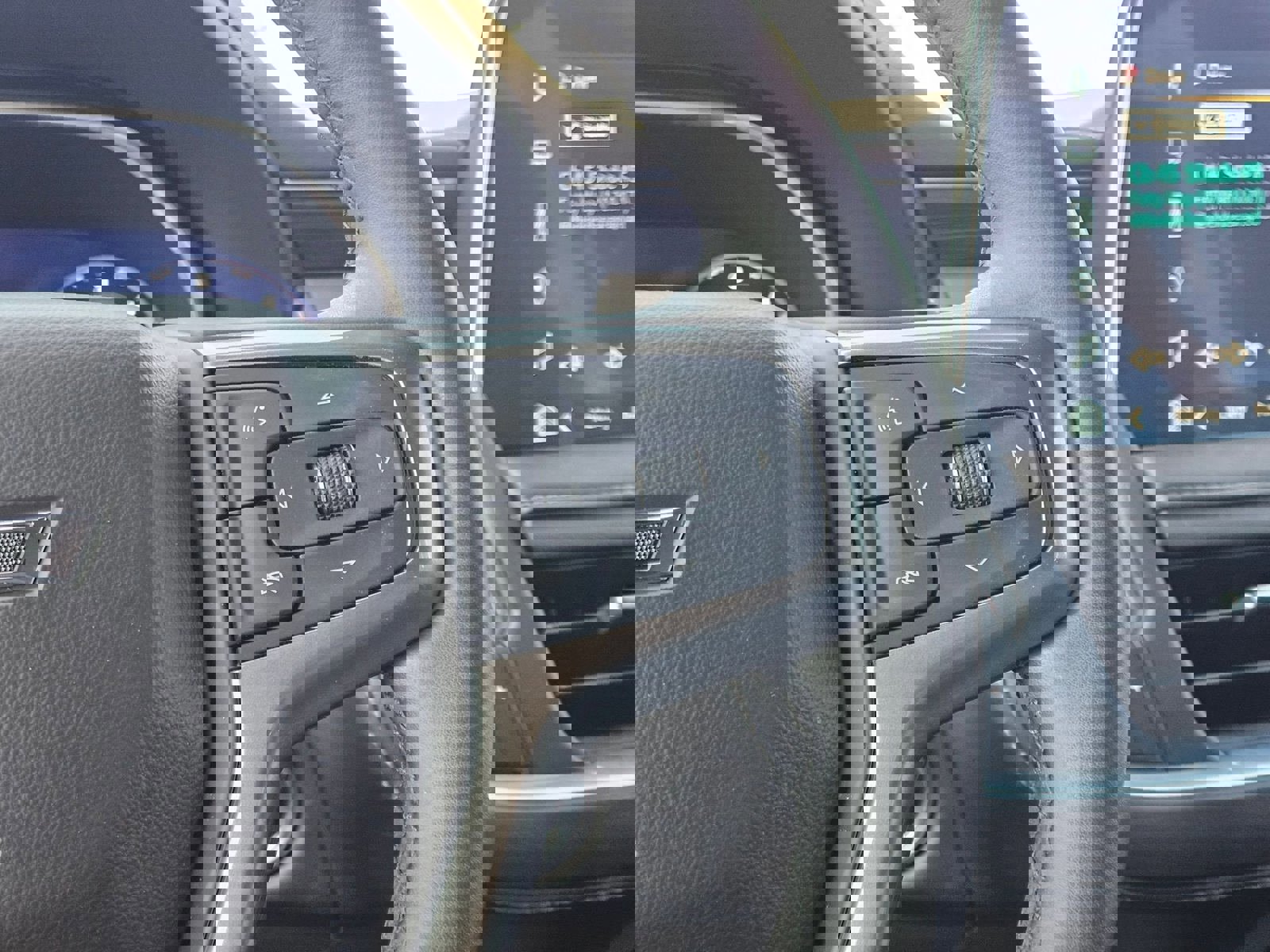 Used 2023 Chevrolet Tahoe Z71 w/ Luxury Package image 14