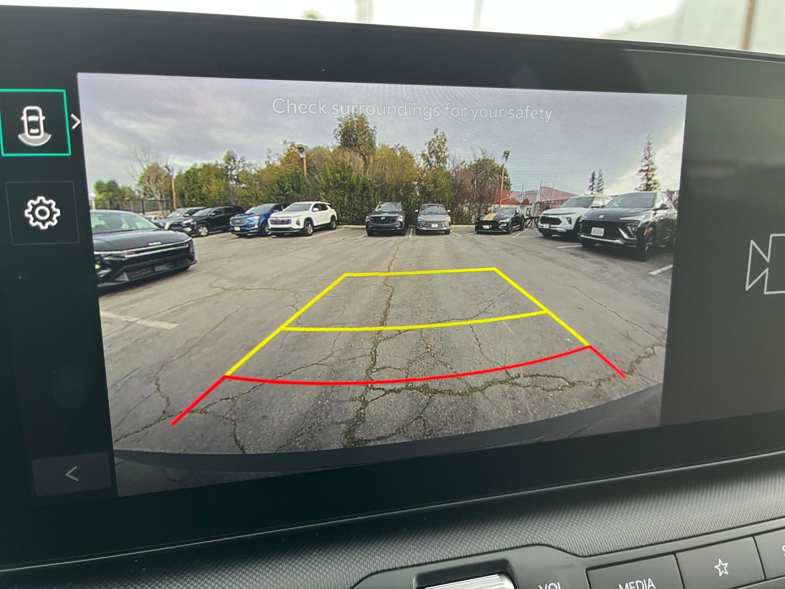 Used 2025 Kia K4 LXS image 22